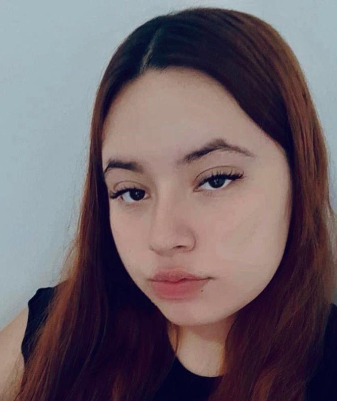 Valentina Azul Salas
